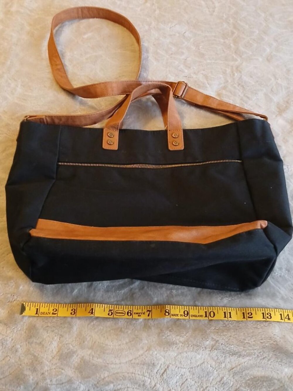 ThirtyOne black tote with detachable strap - Picture 7 of 8